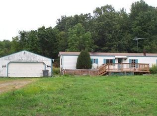 512 Carpenters Corners Rd, Clarks Mills, PA 16114