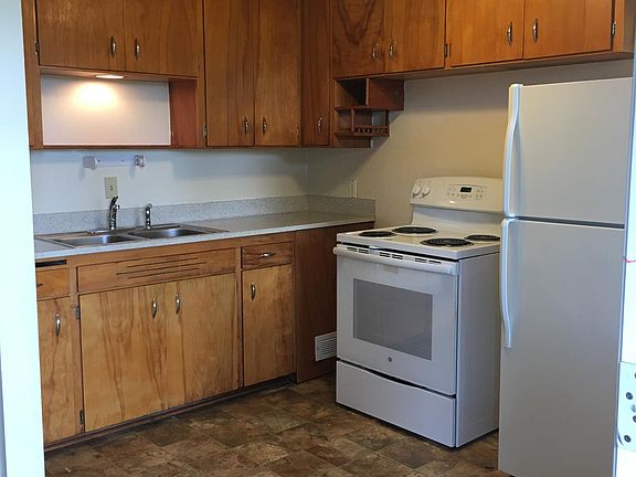 4th image of 19207 60th Ave W APT 6