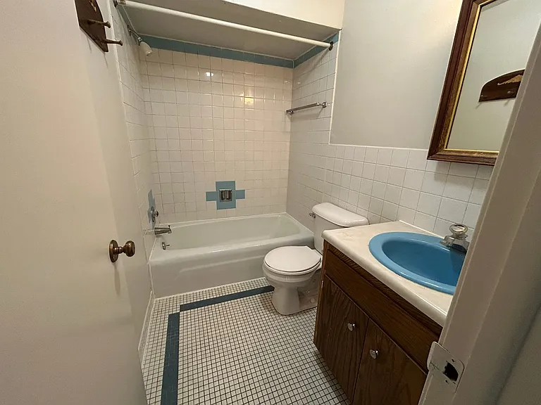 2114 Allen Blvd — Photo 47
