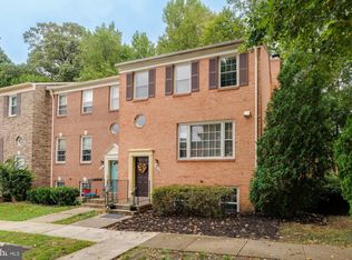 2953 Waterford Ct, Vienna, VA 22181