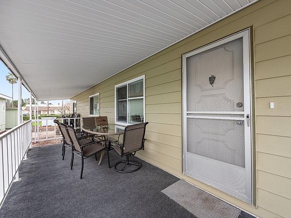 3rd image of 137 Anacapa Drive