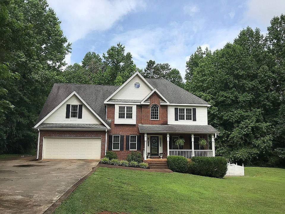 1st image of 780 Thornwood Cir