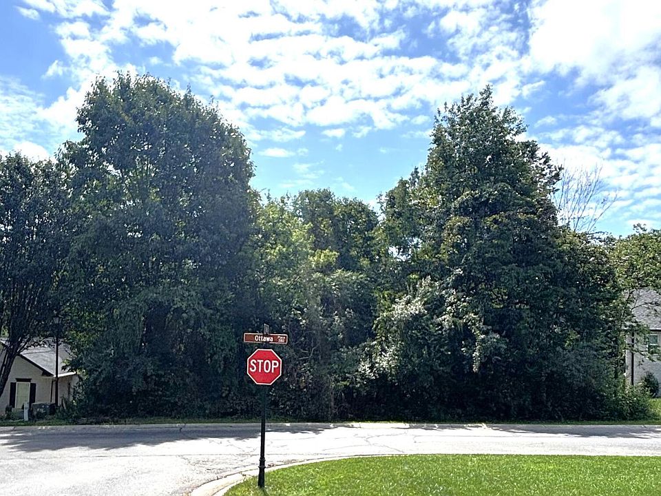 1st image of 203 Ottawa Pl