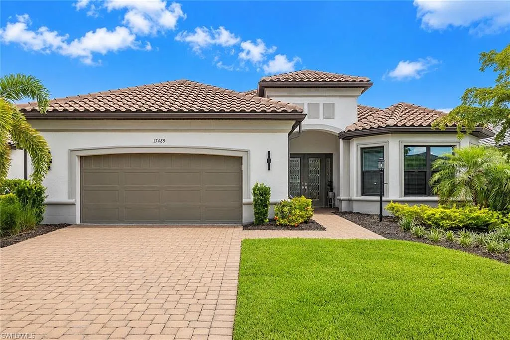 3 bed, 3.0 bath, 3225 sqft, $7,000 — Photo 1