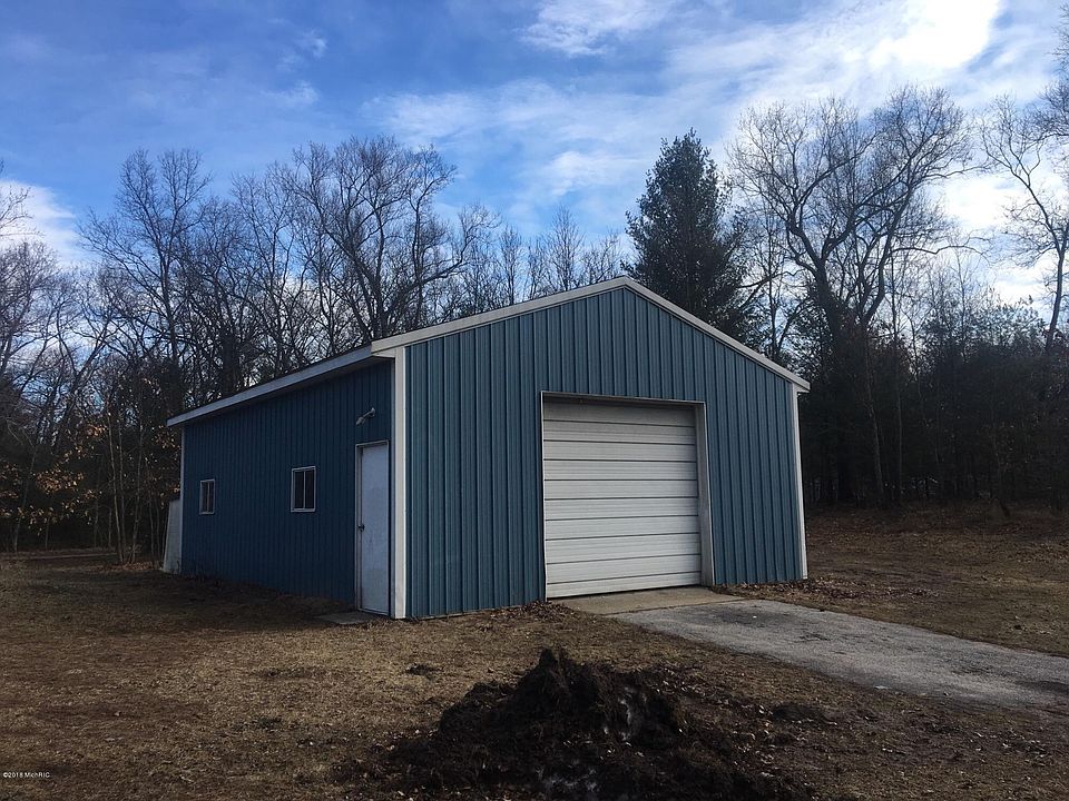 2nd image of 364 E Forest Park