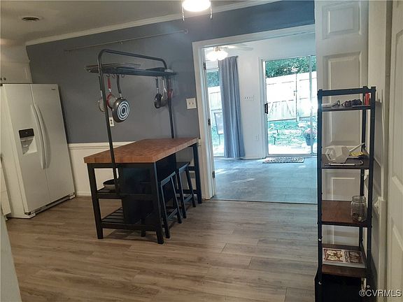3rd image of 7805 Provincetown Dr