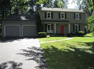 8677 Letchworth Ln, Baldwinsville, NY 13027