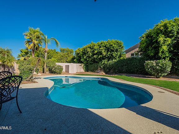 4th image of 5219 E HELENA Drive