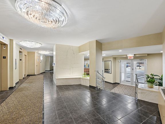 5th image of 6933 N Kedzie Ave APT 603