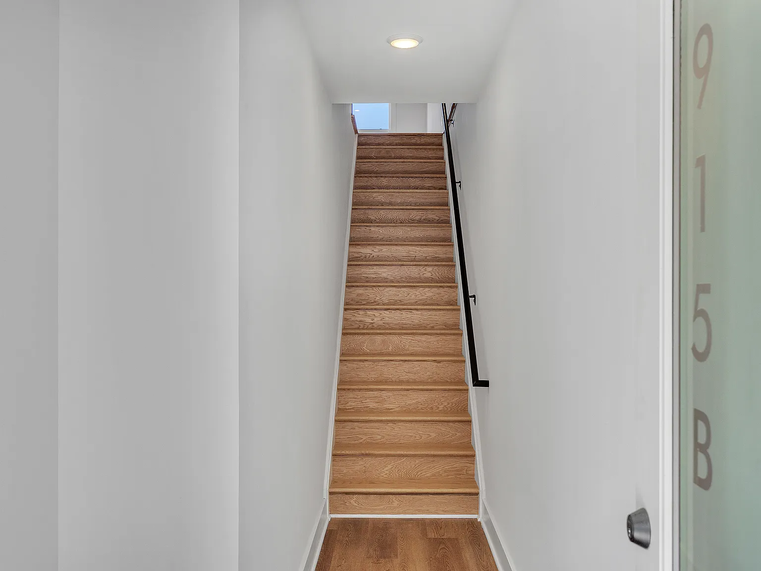 3 bed, 1840 sqft, $2,700 — Photo 4