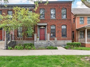 1253 Foster Rd, Iowa City, IA 52245