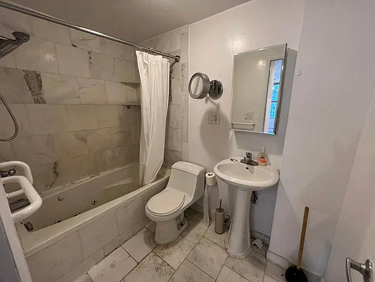 Rented by Best Apartments North Inc | media 27