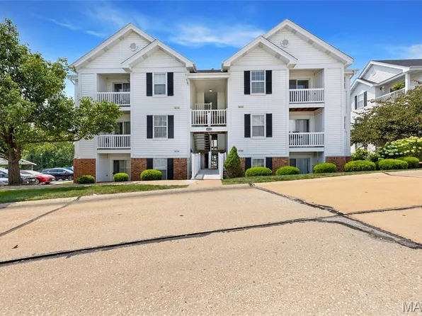 16535 Victoria Crossing Dr Unit L, Grover, MO 63040