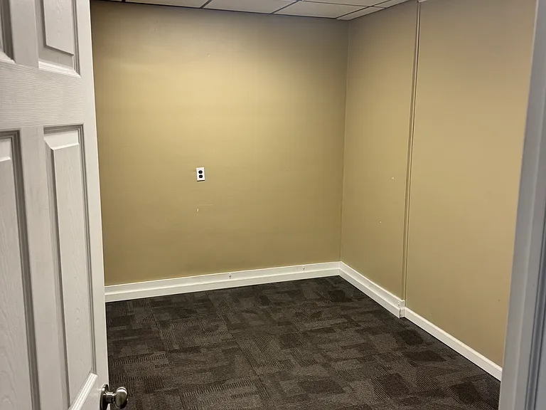 367 Delaware Ave #1 — Photo 8
