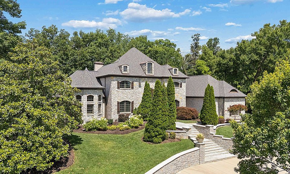 1st image of 1008 Monroe Ln