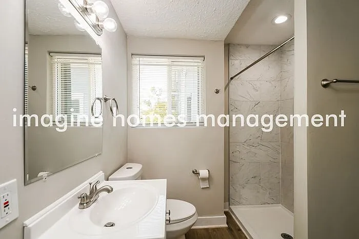 1215 N Olney St — Photo 12
