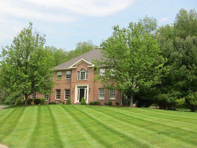 1st image of 380 Longford Dr