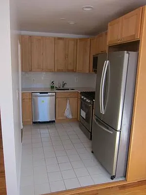 Rented by Realty 2000 Corp | media 11