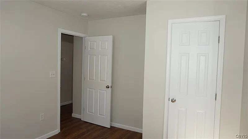 Thumbnail 16