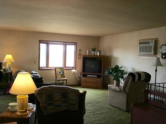 2nd image of 208 Evans Dr