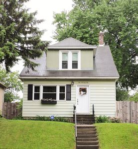 1072 Minnehaha Ave E, Saint Paul, MN, 55106