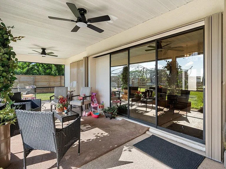 434 SW Jeanne Ave — Photo 35