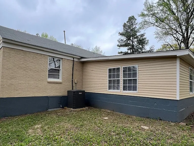 3614 Hallbrook St — Photo 11