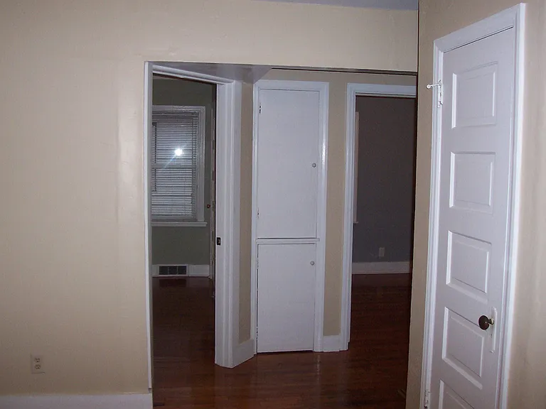 2441 Hoard St — Photo 3