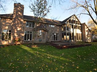 324 Walbridge Dr, East Lansing, MI 48823