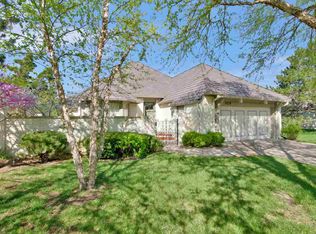 9229 E Lakepoint Dr, Wichita, KS 67226