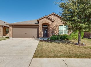 2632 Gains Mill Dr, Fort Worth, TX 76123