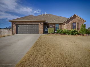 12171 Hidden Run Rd, Guthrie, OK 73044