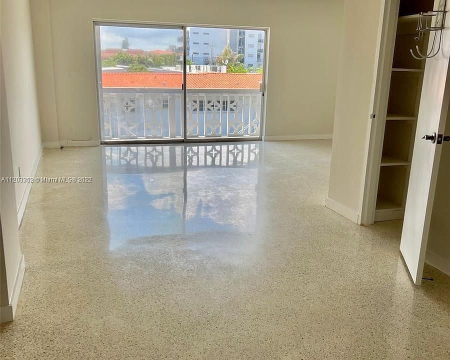 1st image of 9700 E Bay Harbor Dr APT 310