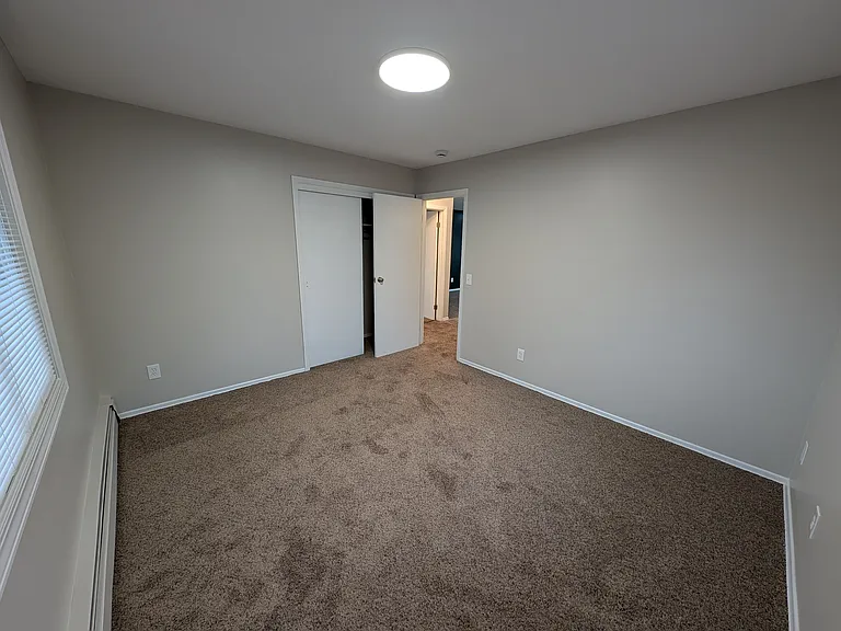 35 Terrel Dr #4 — Photo 17