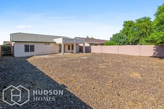 4th image of 4944 E Whitehall Dr