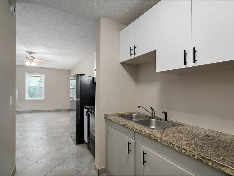 Main St. Apartments — Photo 17