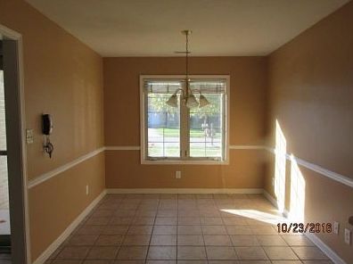 4th image of 532 Silver Fox Ct