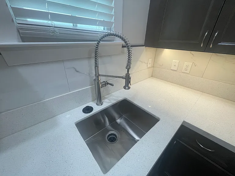309 W Duffy St #A — Photo 53