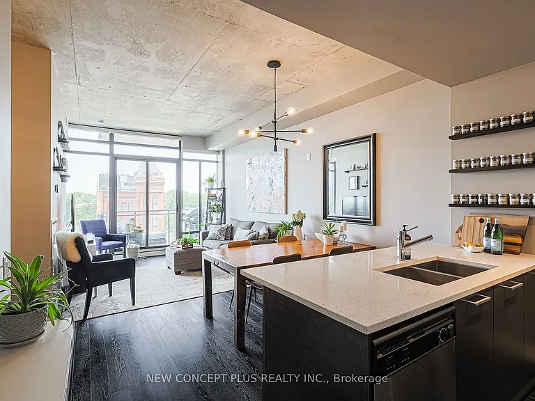 90 Broadview Ave #634 — Photo 4