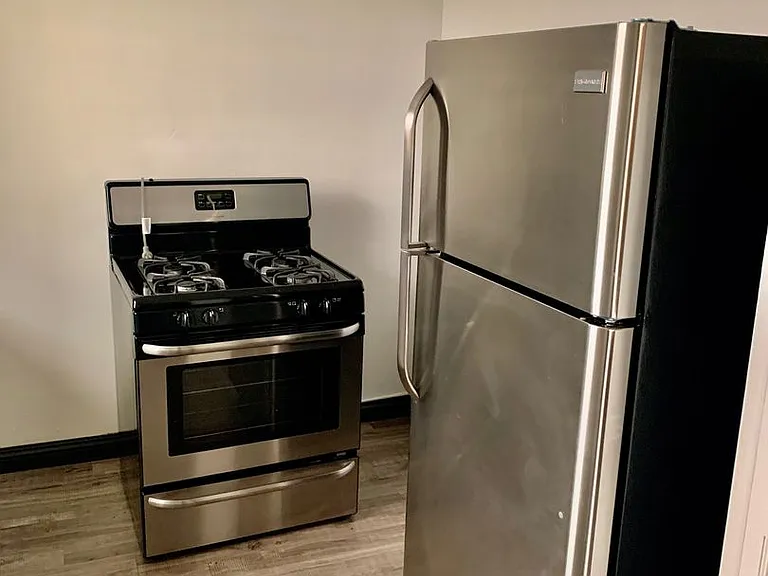 Manhattan Manor LLC — Photo 13