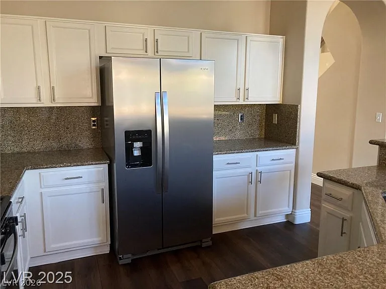 3120 Whispering Canyon Ct — Photo 5
