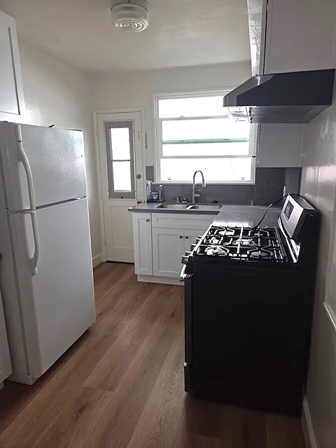 1 bed, 550 sqft, $1,900 — Photo 2