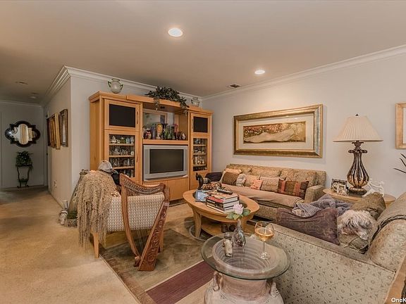 3rd image of 1139 Savoy Dr #1139