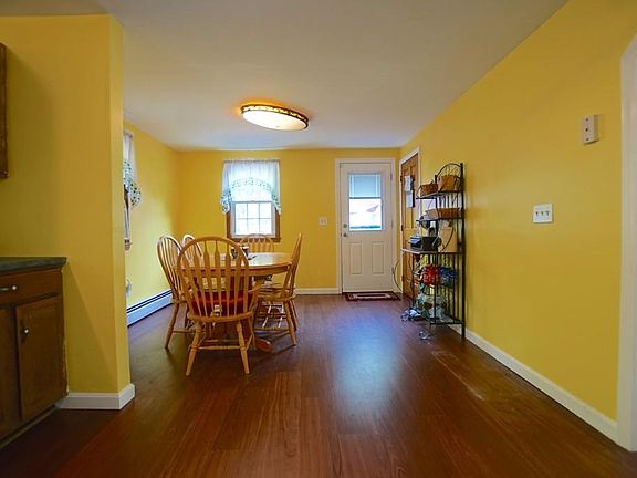 5th image of 13 Christie Dr #2