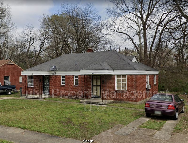 1st image of 823 Pearce St