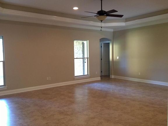 2nd image of 622 Mimosa Ave