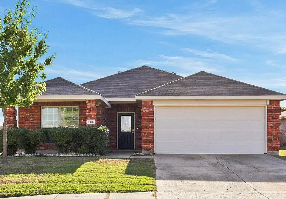 1007 Emerald Dr