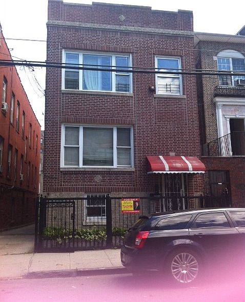 2nd image of 1766 Popham Ave