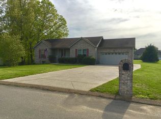 314 Forrest Dr, Greenbrier, TN 37073