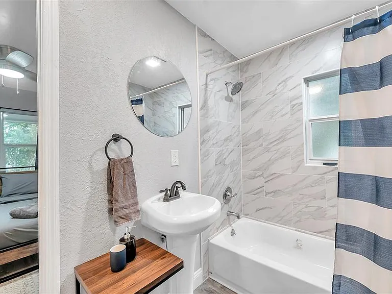 3720 3rd Ave N #1/2 — Photo 36